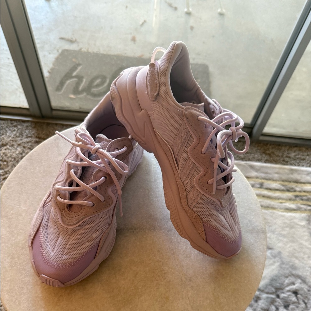 adidas Women's Light Purple Sneakers